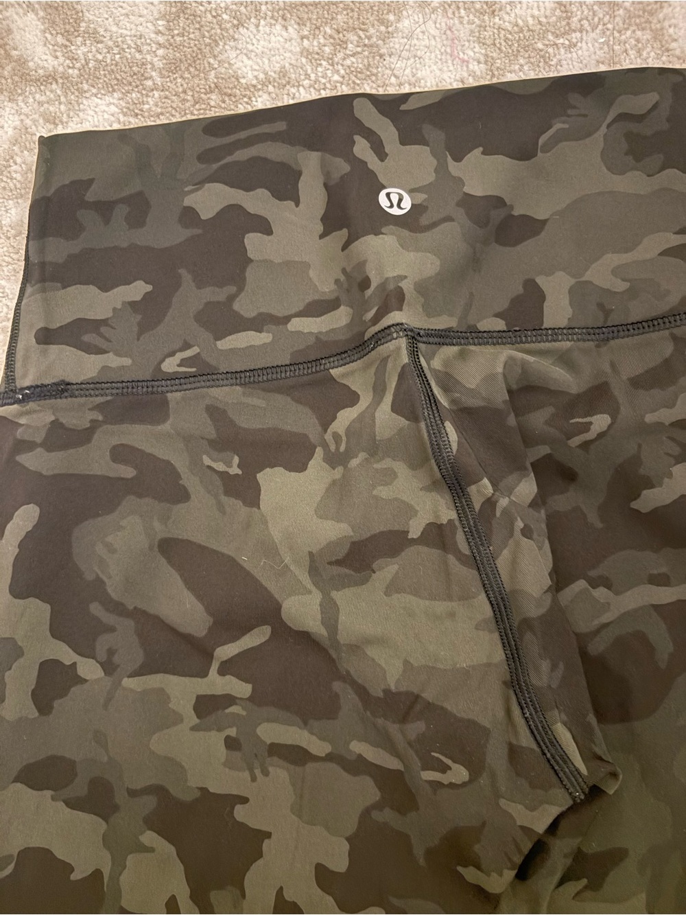 lululemon athletica women’s capri leggings Camo - Olive/Black